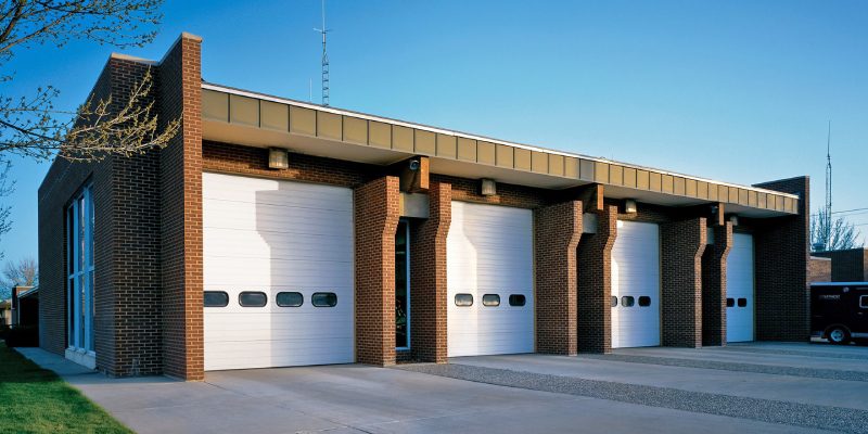 Do You Need Overhead Door Replacement or Repair Services?